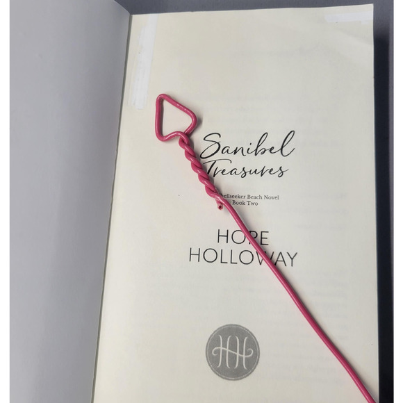 Sanibel Treasures Hope Holloway Shellseeker Beach Book 2 Romance Paperback 2021 - Picture 10 of 15